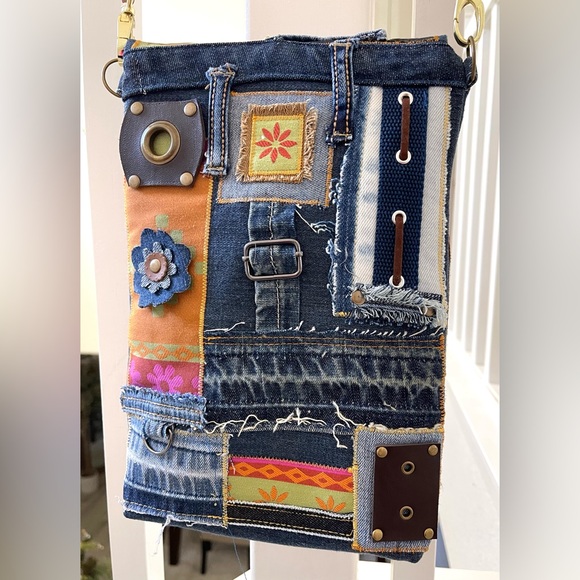 Denim Unique Upcycled Denim Crossbody Bag – Padded and Stylish - Picture 3 of 16